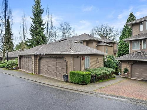 8886 Larkfield Drive, Burnaby, BC 