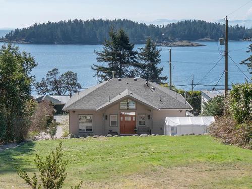 6682 Sunshine Coast Highway, Sechelt, BC 