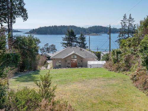 6682 Sunshine Coast Highway, Sechelt, BC 