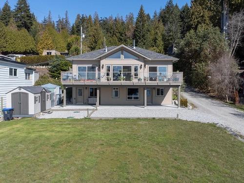 6682 Sunshine Coast Highway, Sechelt, BC 