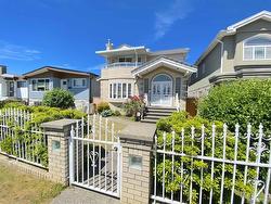 3451 E 45TH AVENUE  Vancouver, BC V5R 3E9