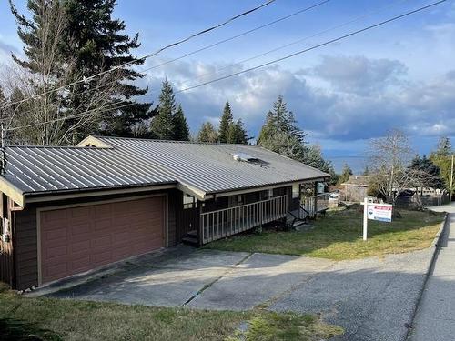 5129 Chapman Road, Sechelt, BC 