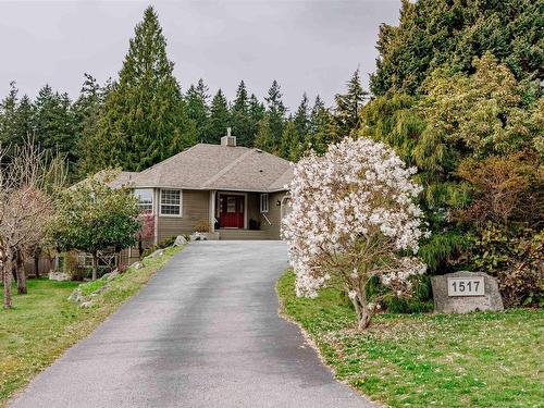 1517 Islandview Drive, Gibsons, BC 