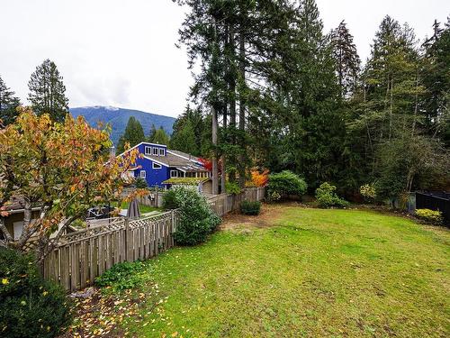 4578 Capilano Road, North Vancouver, BC 