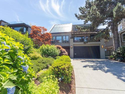 4468 W 1St Avenue, Vancouver, BC 