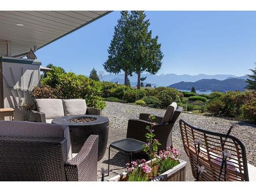 544 Eaglecrest Drive, Gibsons, BC 