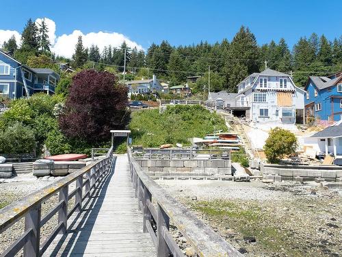 446 Central Avenue, Gibsons, BC 