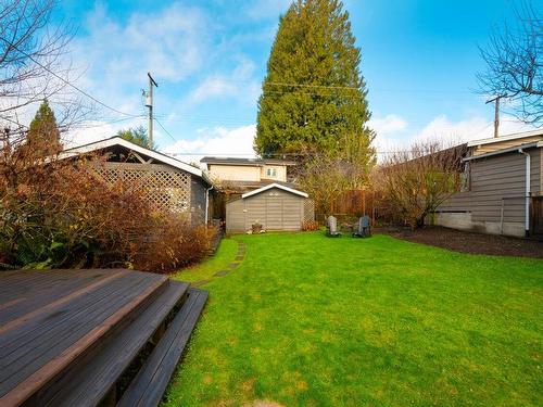 416 W 26Th Street, North Vancouver, BC 