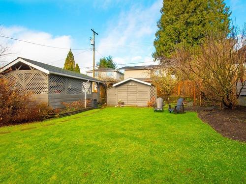 416 W 26Th Street, North Vancouver, BC 