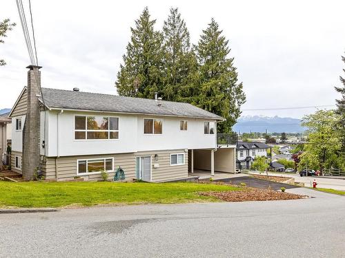 1903 Warwick Crescent, Port Coquitlam, BC 