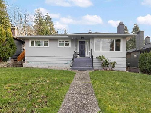 1820 Larson Road, North Vancouver, BC 