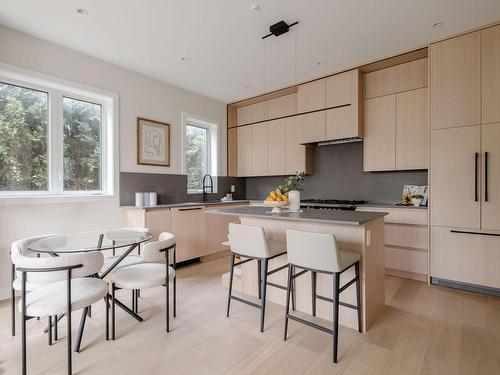 3674 Oxford Street, Vancouver, BC 