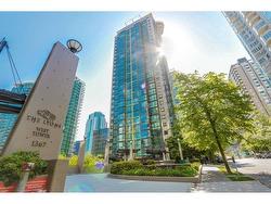 802 1367 ALBERNI STREET  Vancouver, BC V6E 4R9