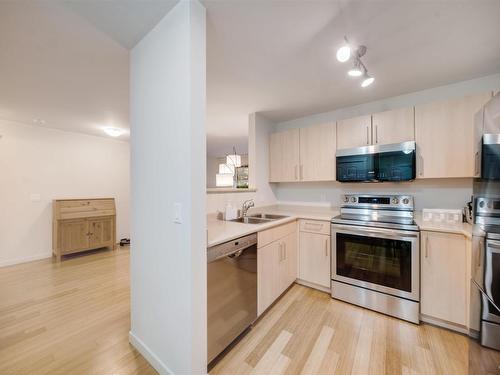 106 3575 Euclid Avenue, Vancouver, BC 