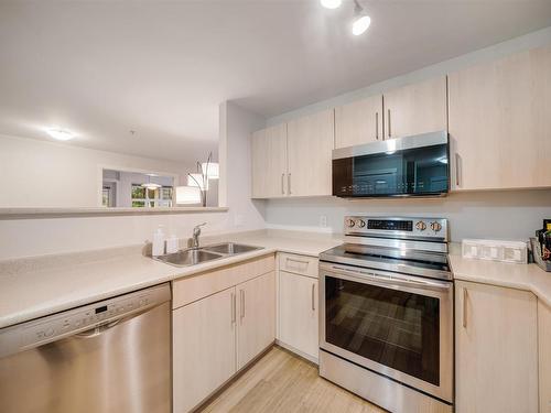 106 3575 Euclid Avenue, Vancouver, BC 