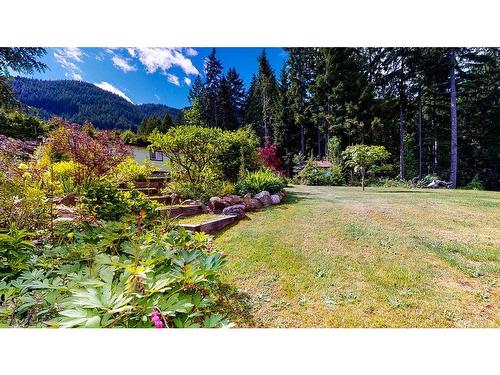 2100 Port Mellon Highway, Gibsons, BC 