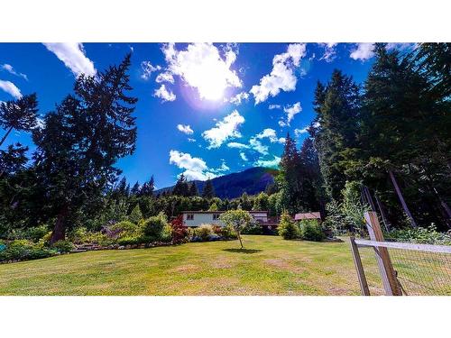 2100 Port Mellon Highway, Gibsons, BC 