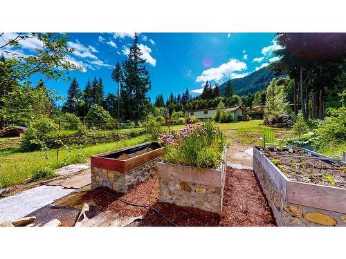 2100 Port Mellon Highway, Gibsons, BC 