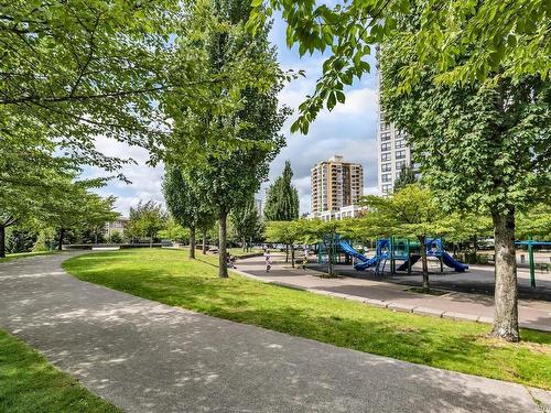 317 3663 Crowley Drive, Vancouver, BC 