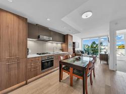 306 4638 GLADSTONE STREET  Vancouver, BC V5N 0G5