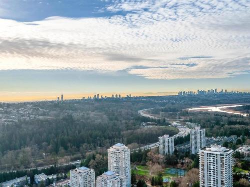 3905 3833 Evergreen Place, Burnaby, BC 