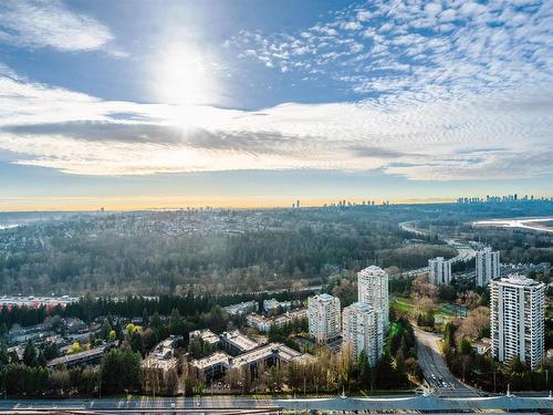 3905 3833 Evergreen Place, Burnaby, BC 