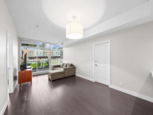 203 6383 Cambie Street, Vancouver, BC 