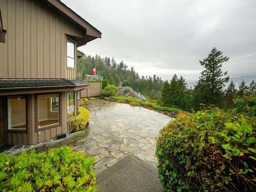 5255 Aspen Drive, West Vancouver, BC 