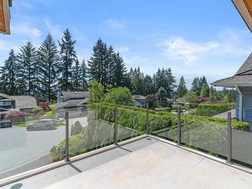 2966 Dresden Way, North Vancouver, BC 