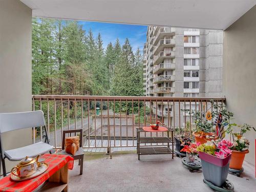 405 2024 Fullerton Avenue, North Vancouver, BC 