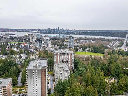 405 2024 Fullerton Avenue, North Vancouver, BC 