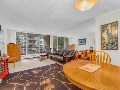 405 2024 Fullerton Avenue, North Vancouver, BC 