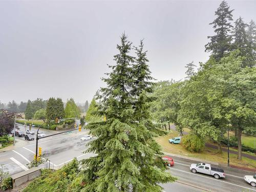 505 4105 Imperial Street, Burnaby, BC 