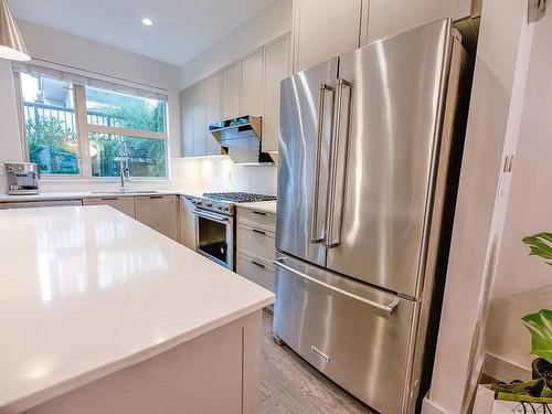 12 244 E 5Th Street, North Vancouver, BC 