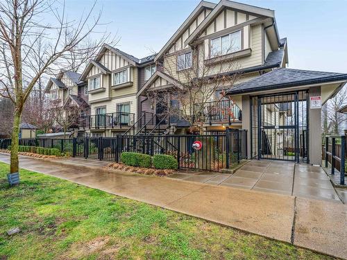 6 4033 Dominion Street, Burnaby, BC 