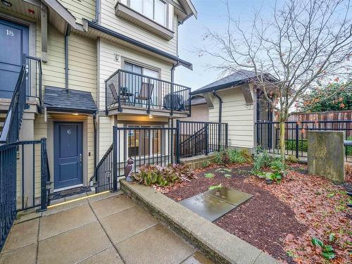 6 4033 Dominion Street, Burnaby, BC 