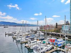 B17 1525 COAL HARBOUR QUAY  Vancouver, BC V6G 3E7