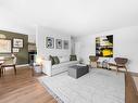 207 145 E 12Th Street, North Vancouver, BC 