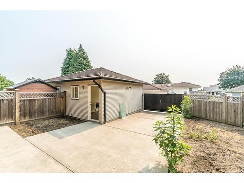 7734 16Th Avenue, Burnaby, BC 