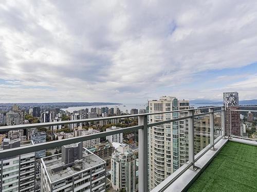 3504 1288 West Georgia Street, Vancouver, BC 