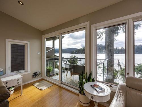 2730 Panorama Drive, North Vancouver, BC 