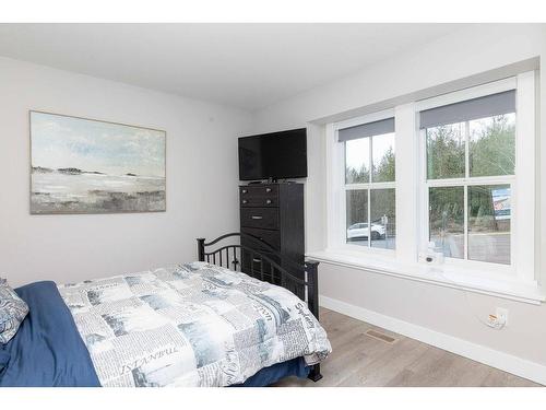 6050 Cowrie Street, Sechelt, BC 