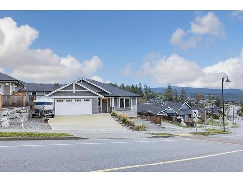 6050 Cowrie Street, Sechelt, BC 