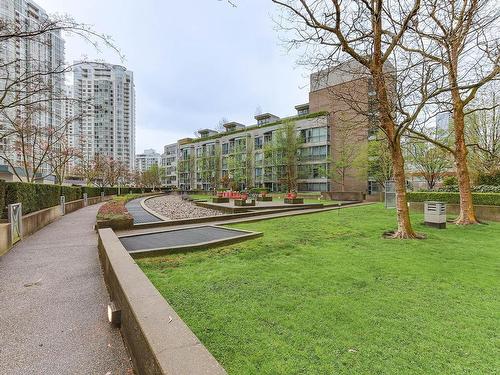 3502 1009 Expo Boulevard, Vancouver, BC 