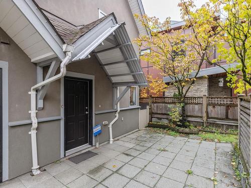 C 229 W 5Th Street, North Vancouver, BC 