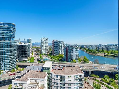 2102 1033 Marinaside Crescent, Vancouver, BC 