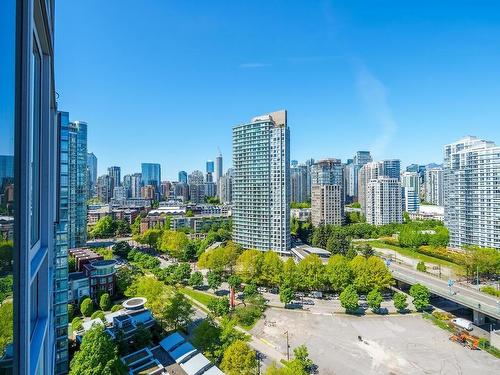 2102 1033 Marinaside Crescent, Vancouver, BC 