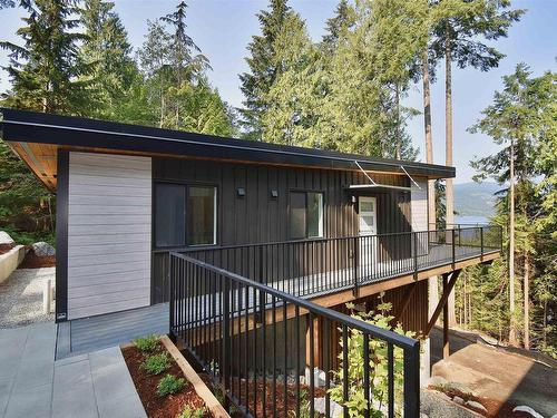 5790 Tillicum Bay Road, Sechelt, BC 