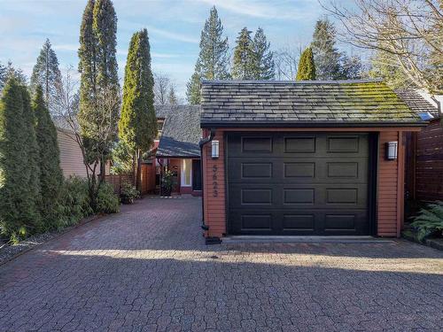 5623 White Pine Lane, North Vancouver, BC 