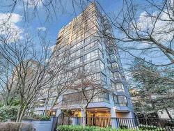 402 2115 W 40TH AVENUE  Vancouver, BC V6M 1W4